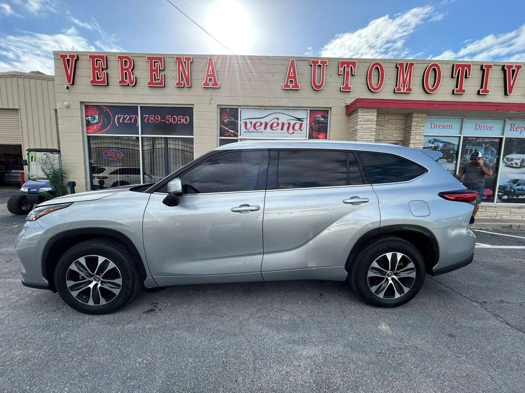 Toyota Highlander Hybrid - Thumbnail 5