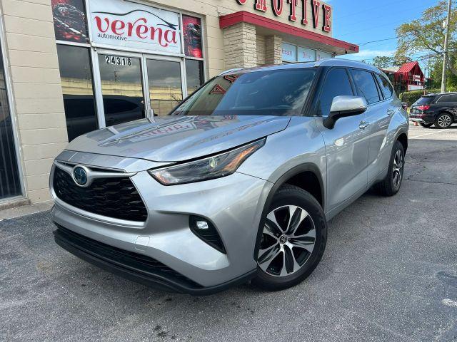 Toyota Highlander Hybrid - View 1