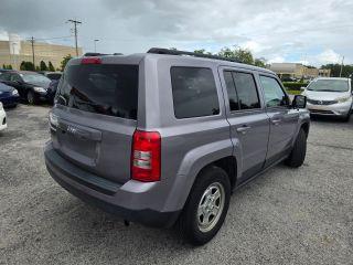 Jeep Patriot - Thumbnail 13