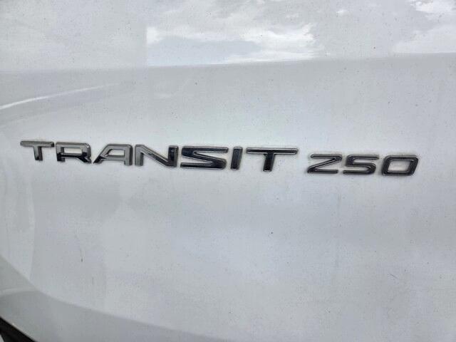 Ford Transit250 - Thumbnail 16