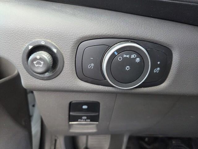 Ford Transit250 - Thumbnail 12