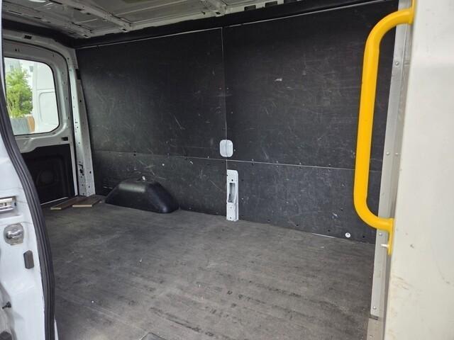 Ford Transit250 - Thumbnail 17