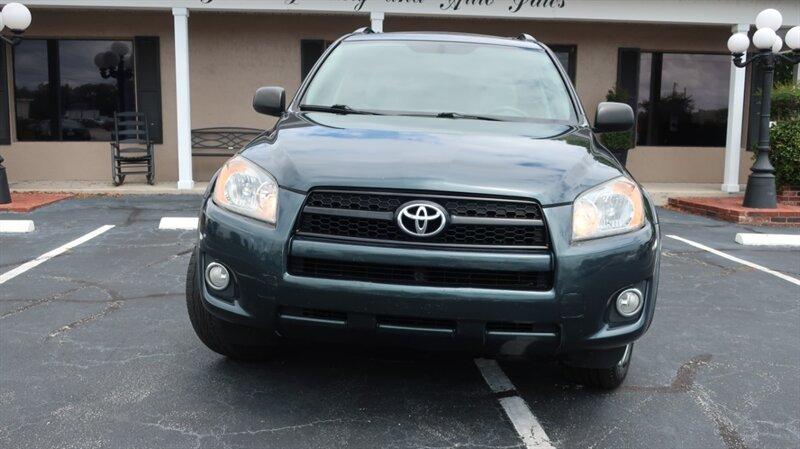 Toyota RAV4 Sport - Thumbnail 2