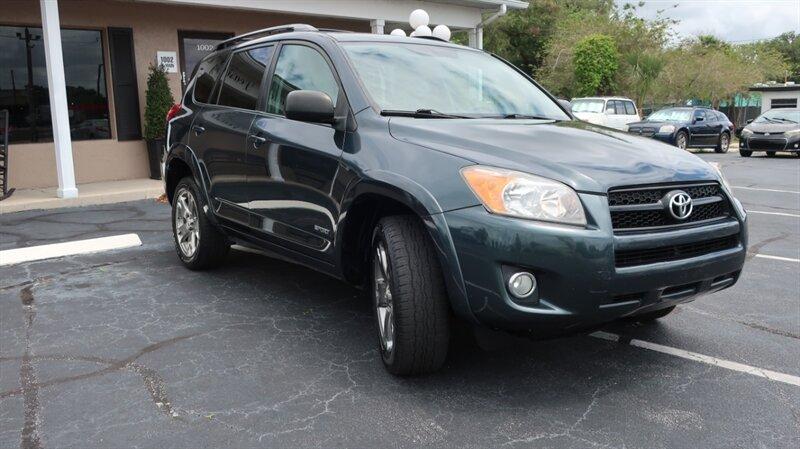 Toyota RAV4 Sport - Thumbnail 3