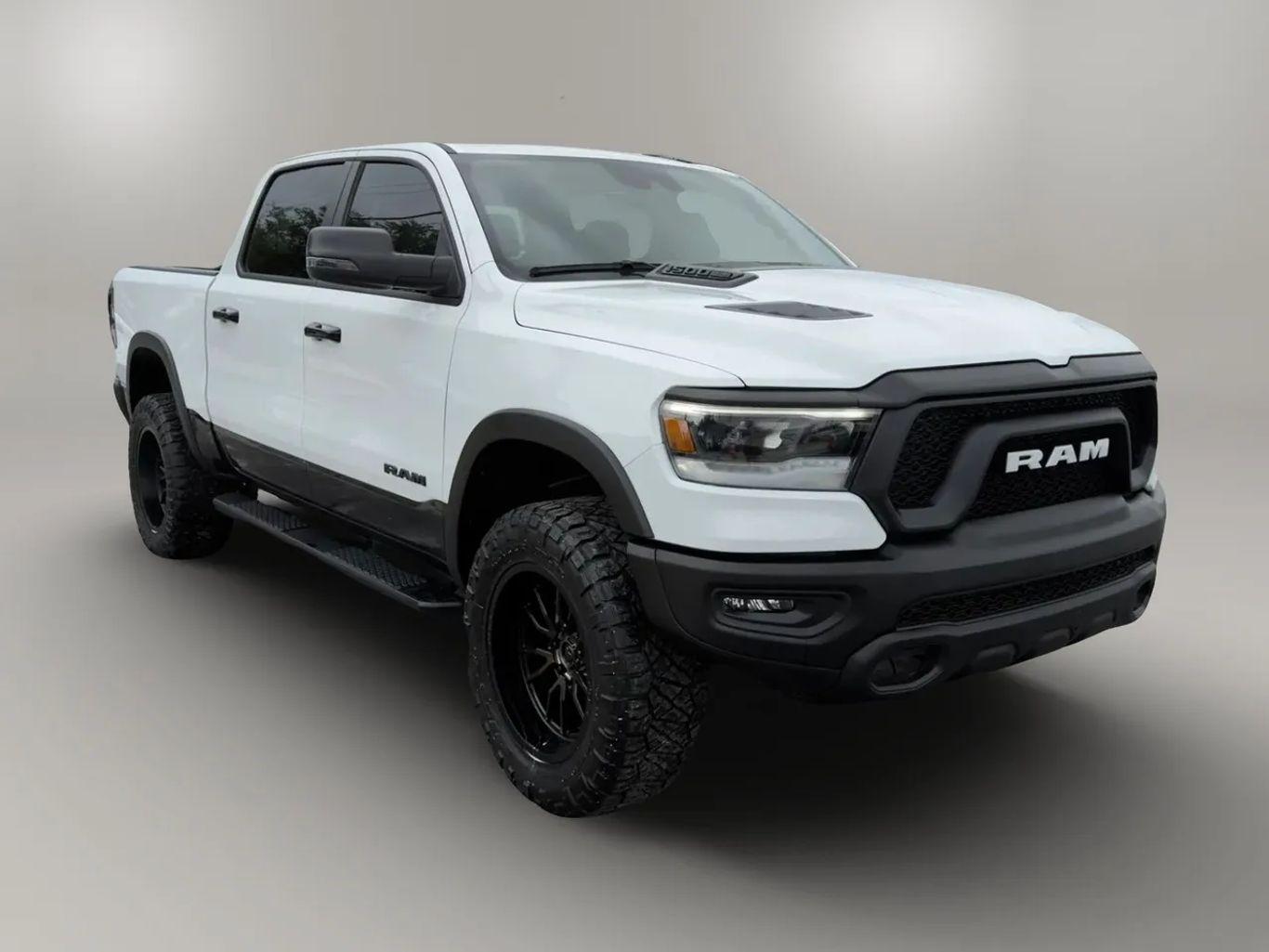 Ram 1500 Crew Cab - Thumbnail 10