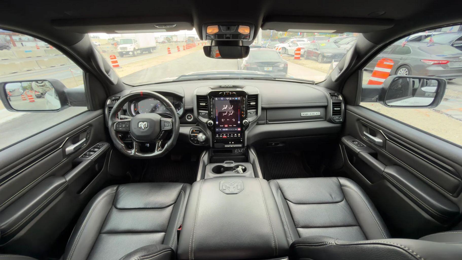 Ram 1500 Crew Cab - Thumbnail 18