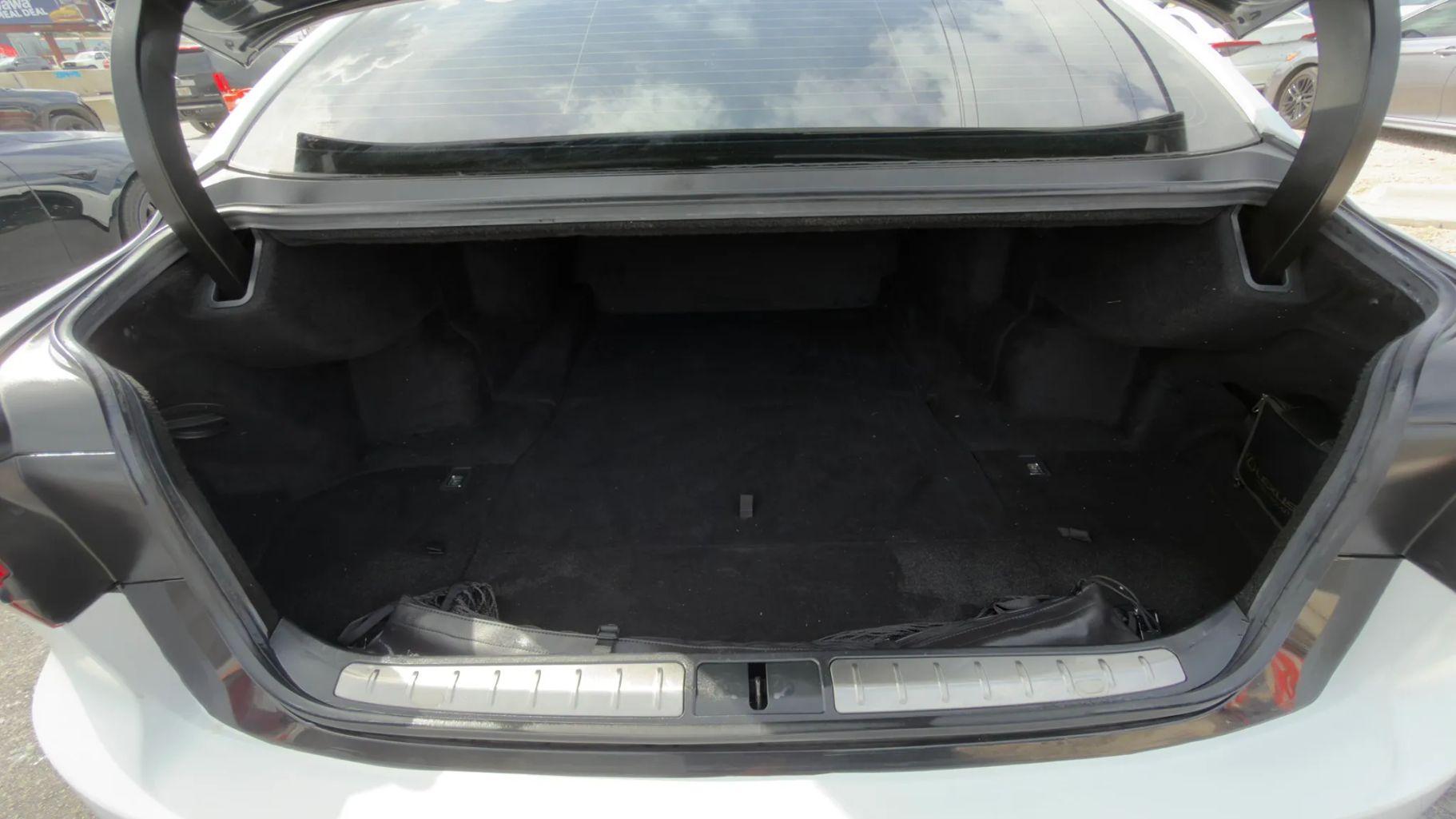 Lexus Ls - Thumbnail 15