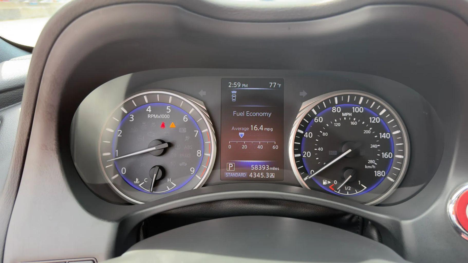 Infiniti Q60 - Thumbnail 5