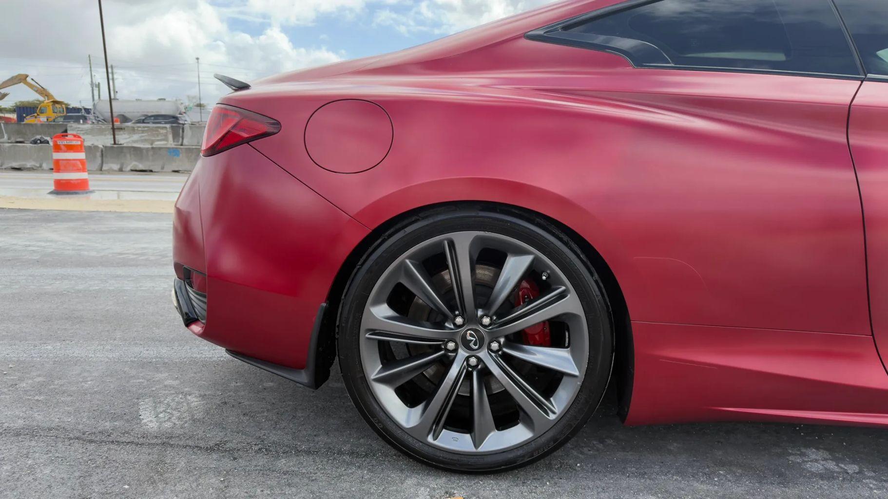 Infiniti Q60 - Thumbnail 17