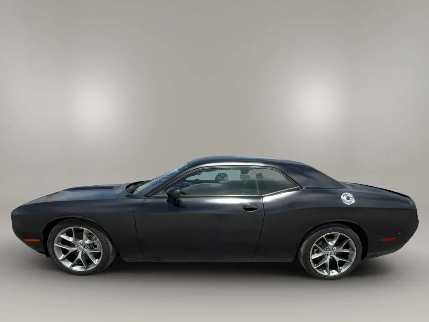 Dodge Challenger - Thumbnail 12