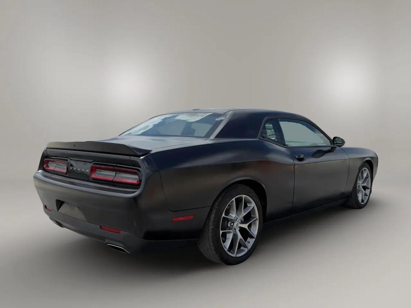 Dodge Challenger - Thumbnail 14