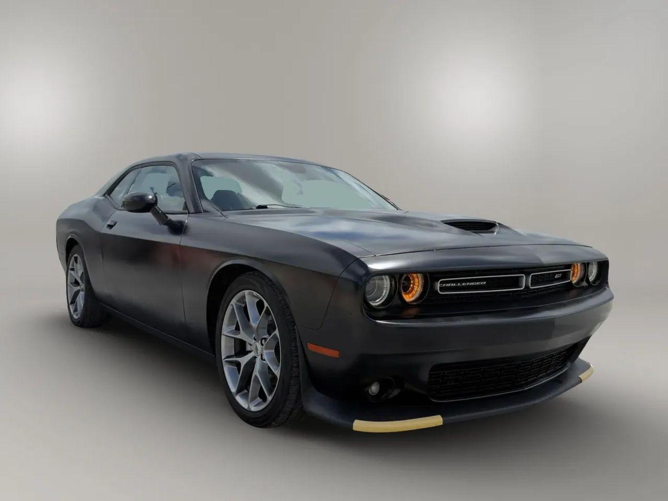 Dodge Challenger - Thumbnail 10