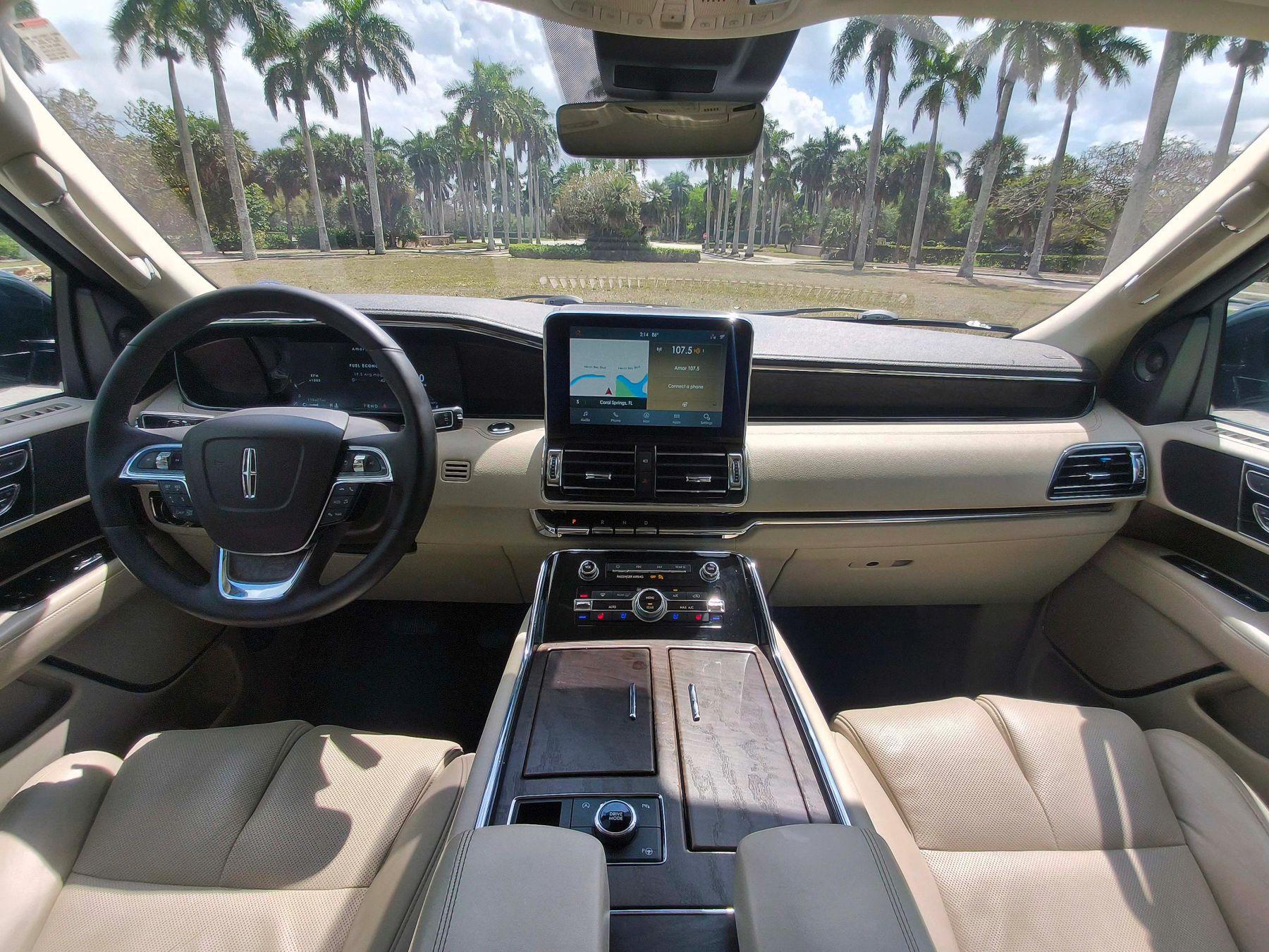 Lincoln Navigator - Thumbnail 8