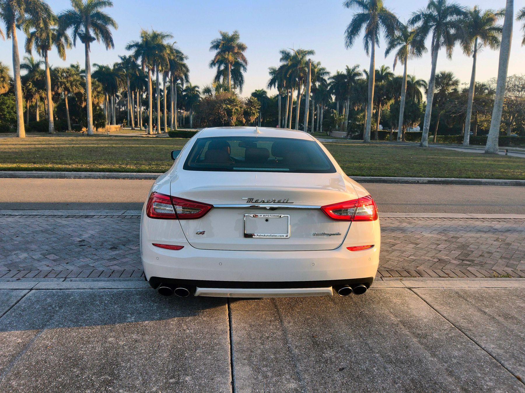 Maserati Quattroporte - Thumbnail 14