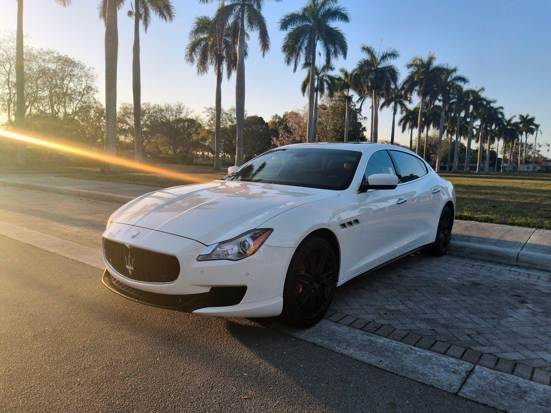 Maserati Quattroporte - Thumbnail 2