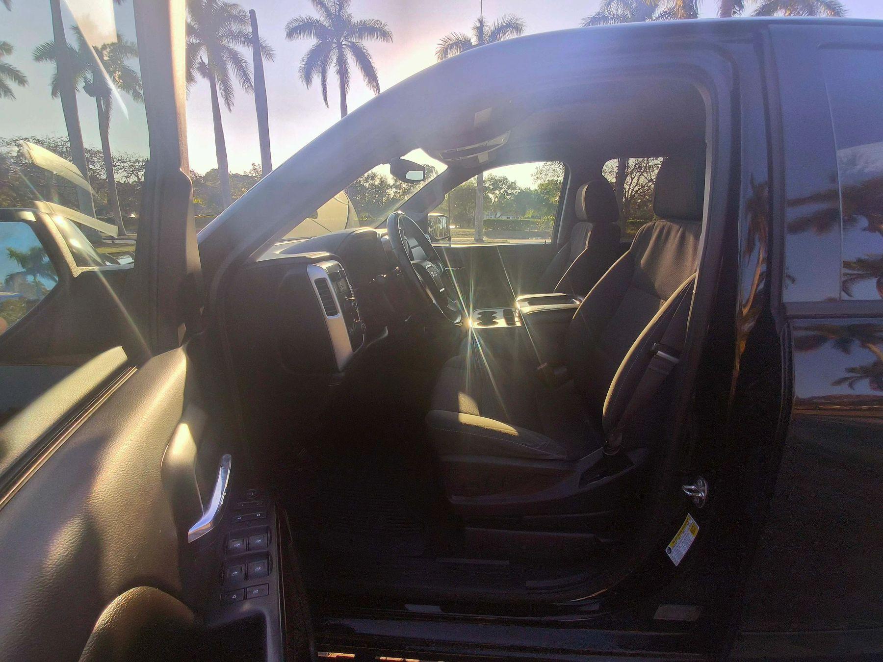 Gmc Sierra 1500 Crew Cab - Thumbnail 4