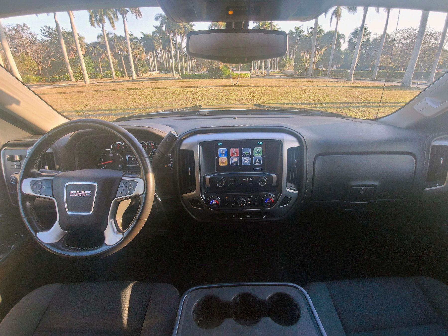 Gmc Sierra 1500 Crew Cab - Thumbnail 5