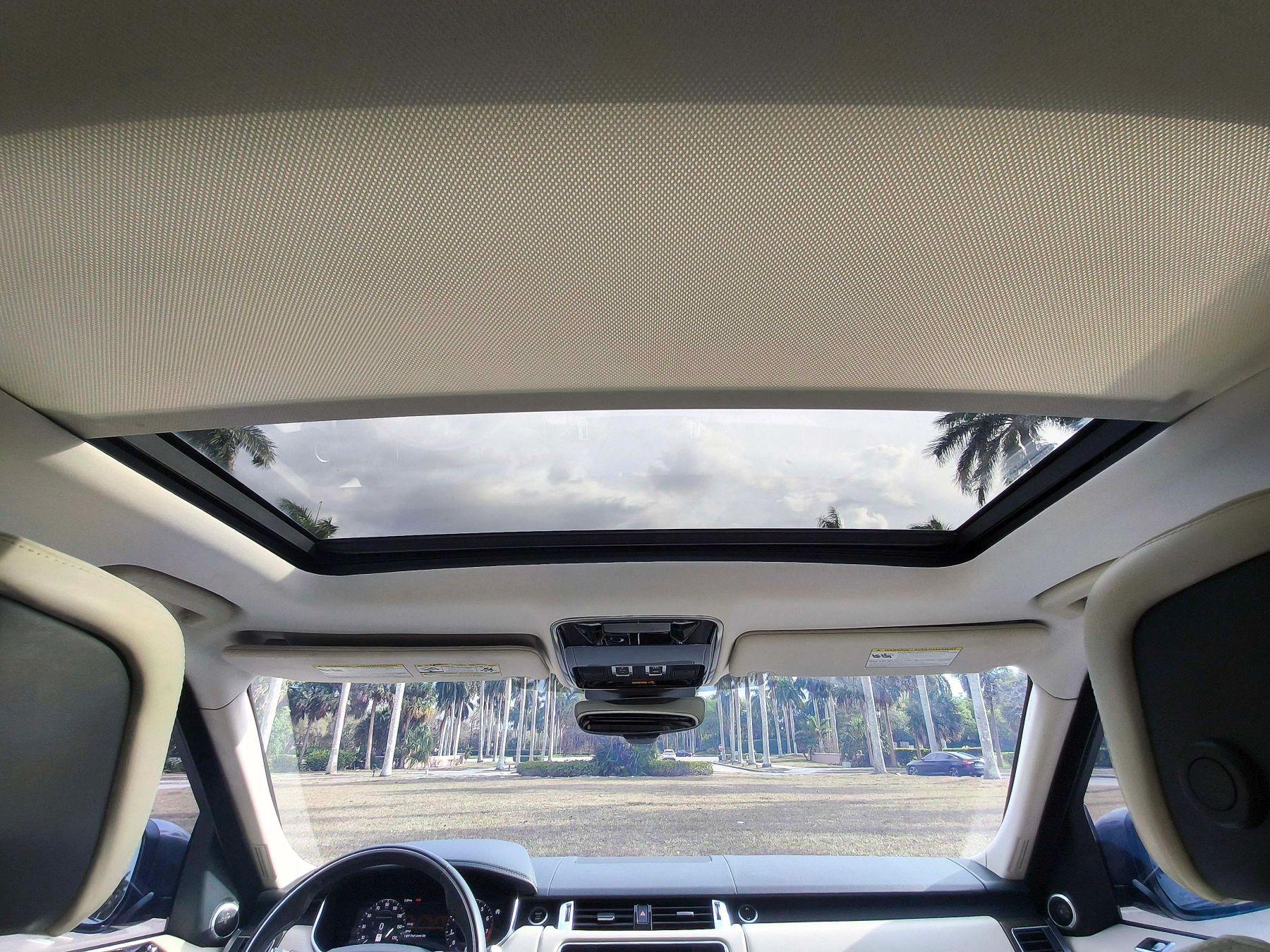 Land Rover Range Rover Sport - Thumbnail 10