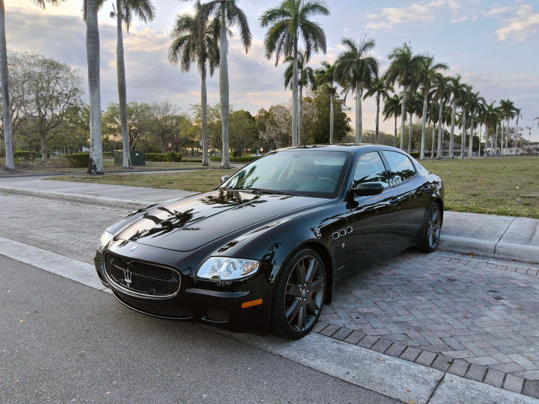 Maserati Quattroporte - Thumbnail 2