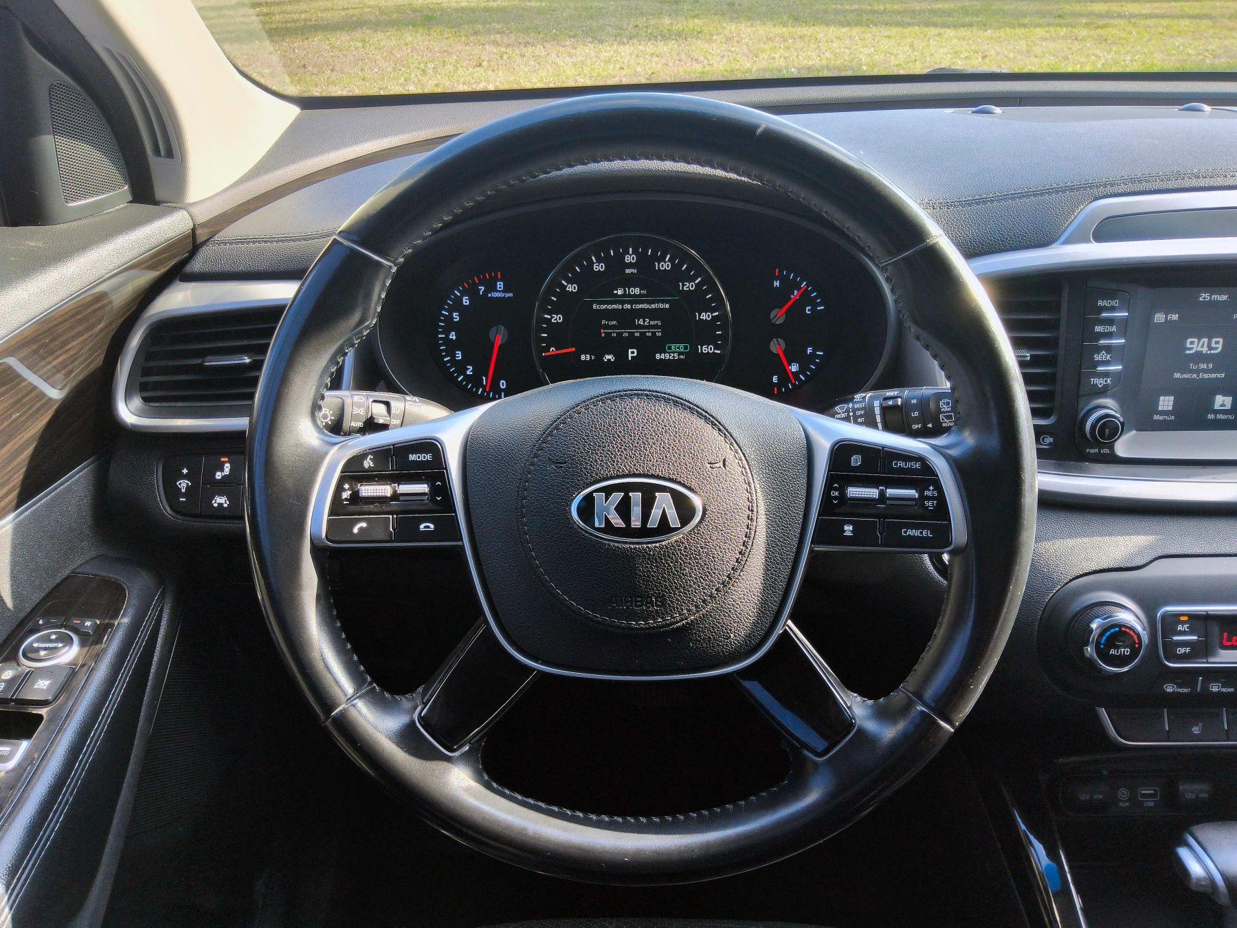 Kia Sorento - Thumbnail 6