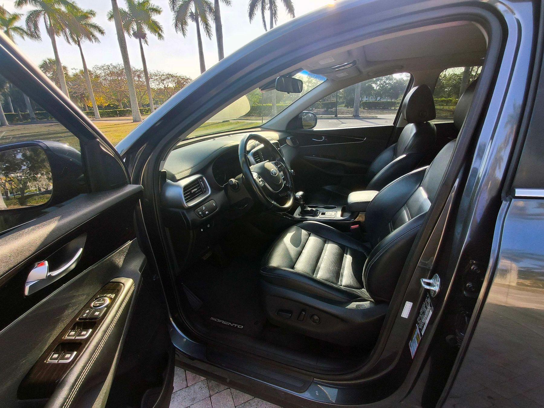 Kia Sorento - Thumbnail 4