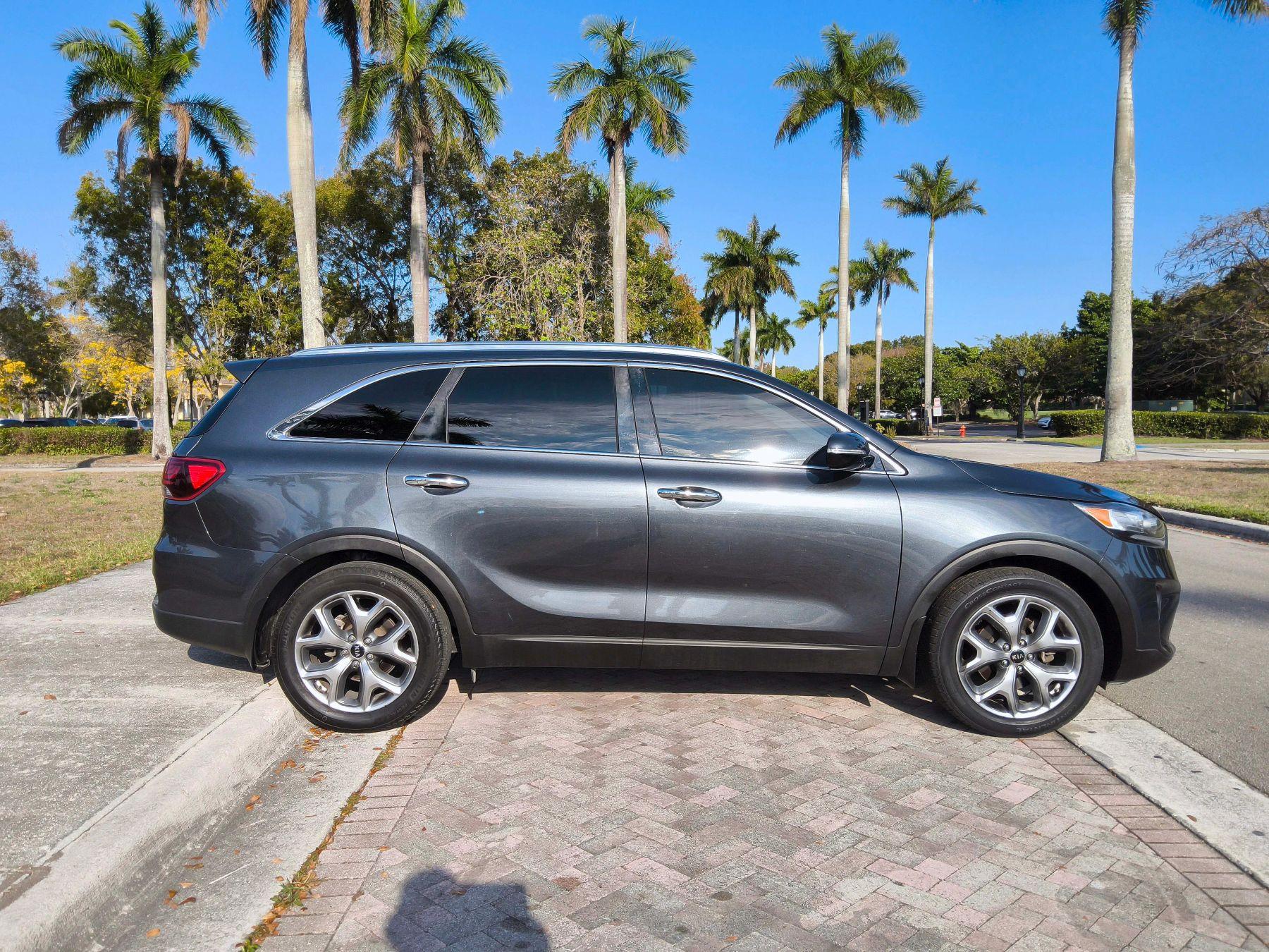 Kia Sorento - Thumbnail 18