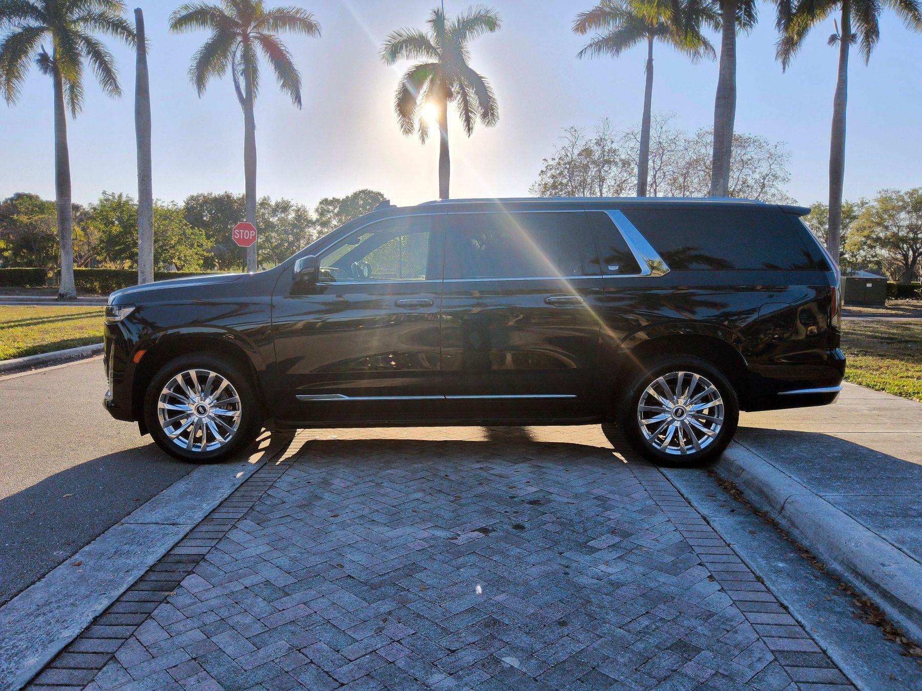 Cadillac Escalade Esv - Thumbnail 7