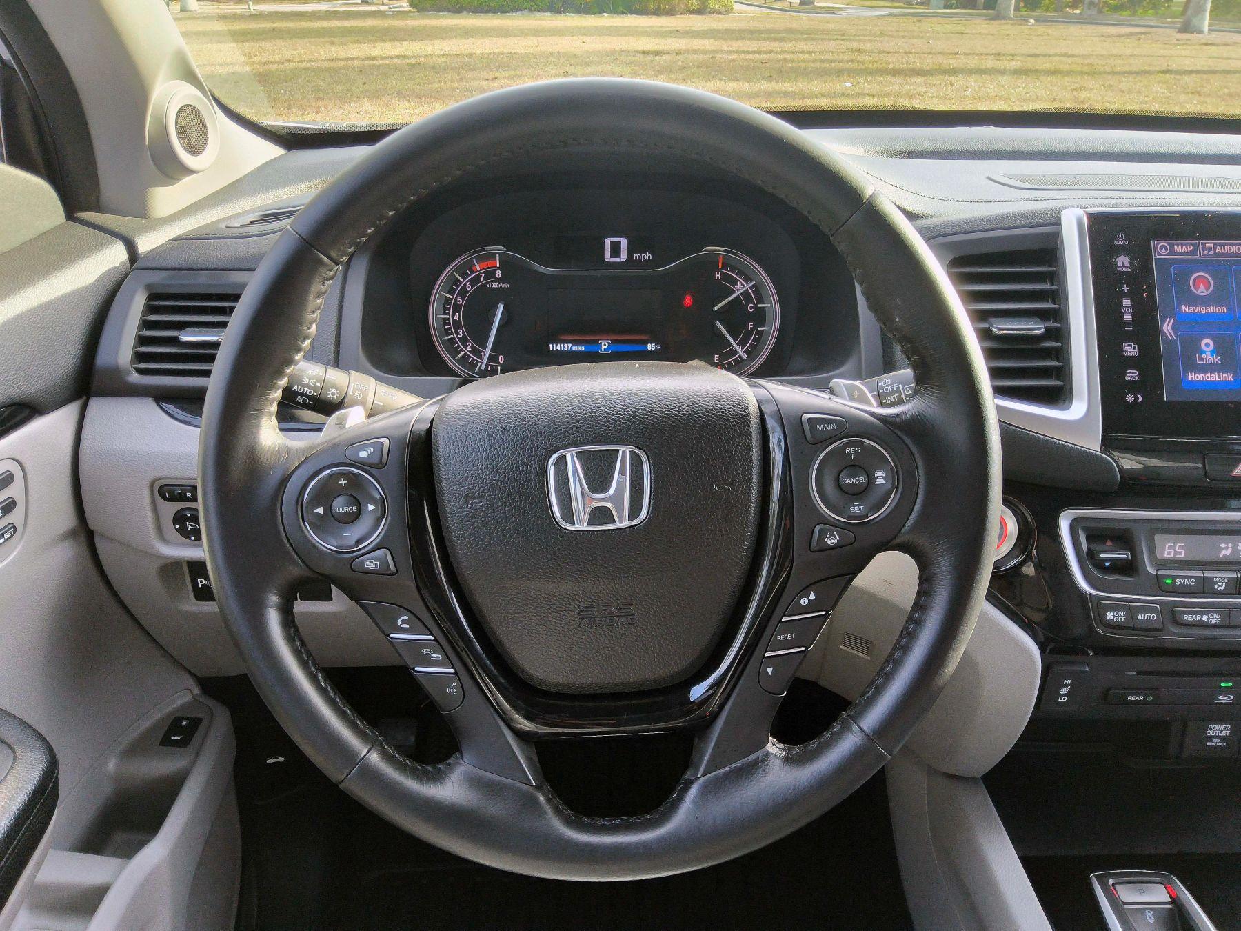 Honda Pilot - Thumbnail 6