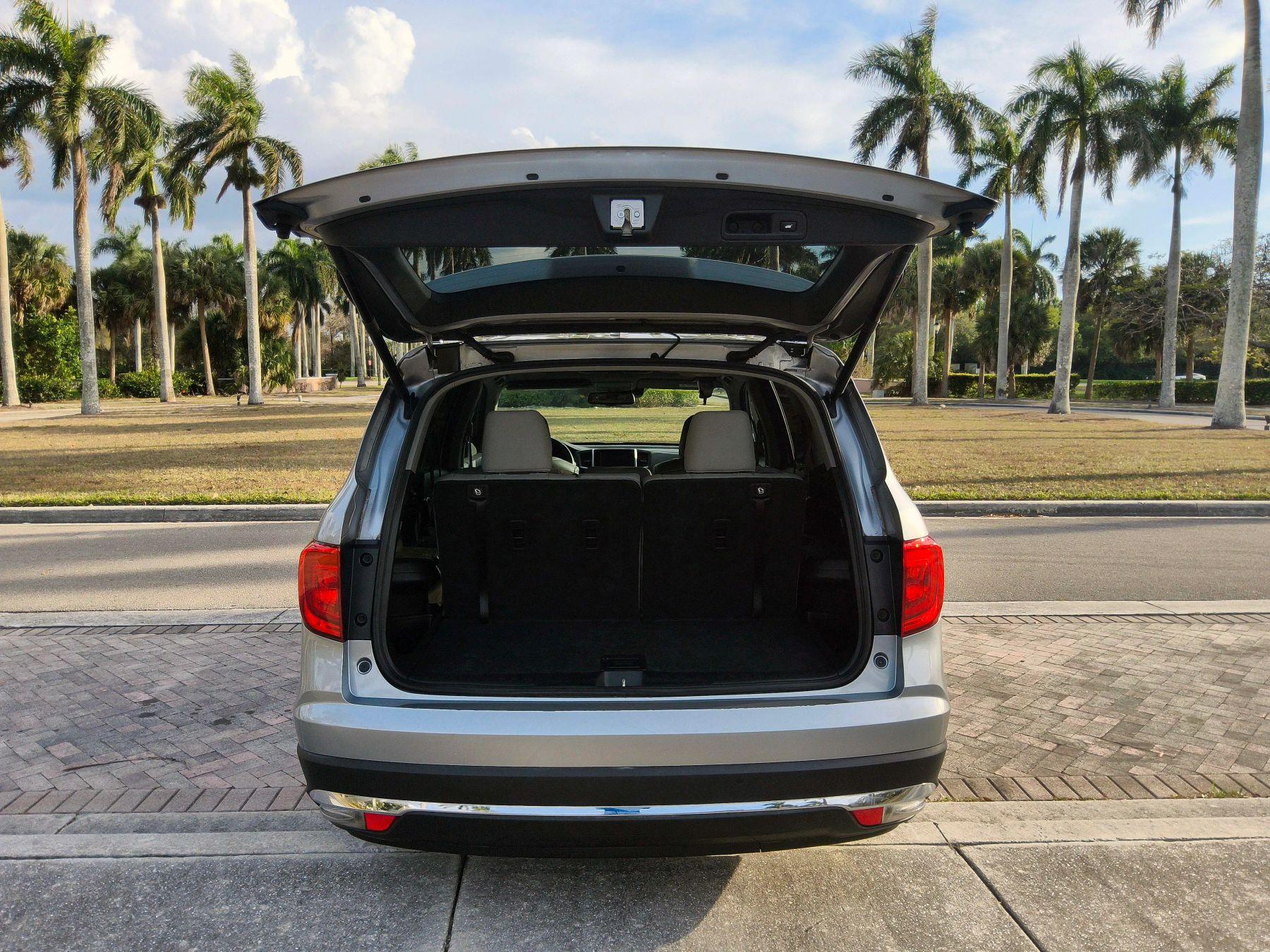 Honda Pilot - Thumbnail 16