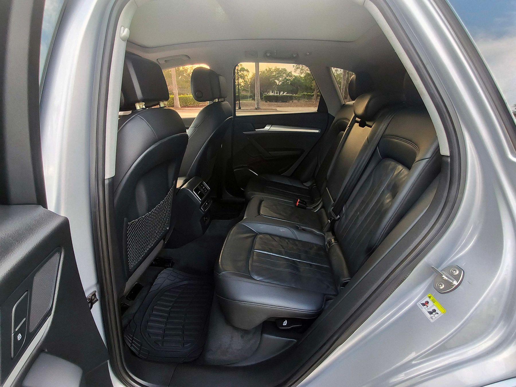 Audi Q5 - Thumbnail 11