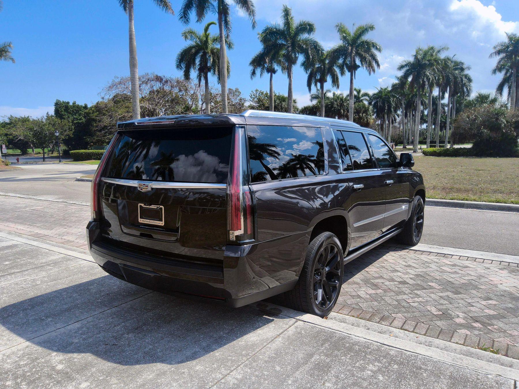 Cadillac Escalade Esv - Thumbnail 7