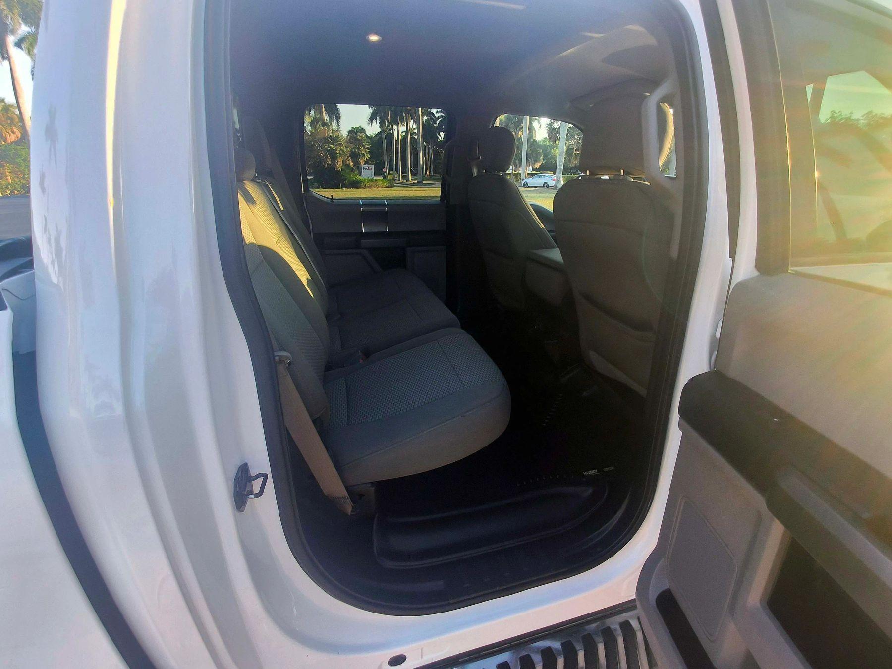 Ford F150 Supercrew Cab - Thumbnail 12