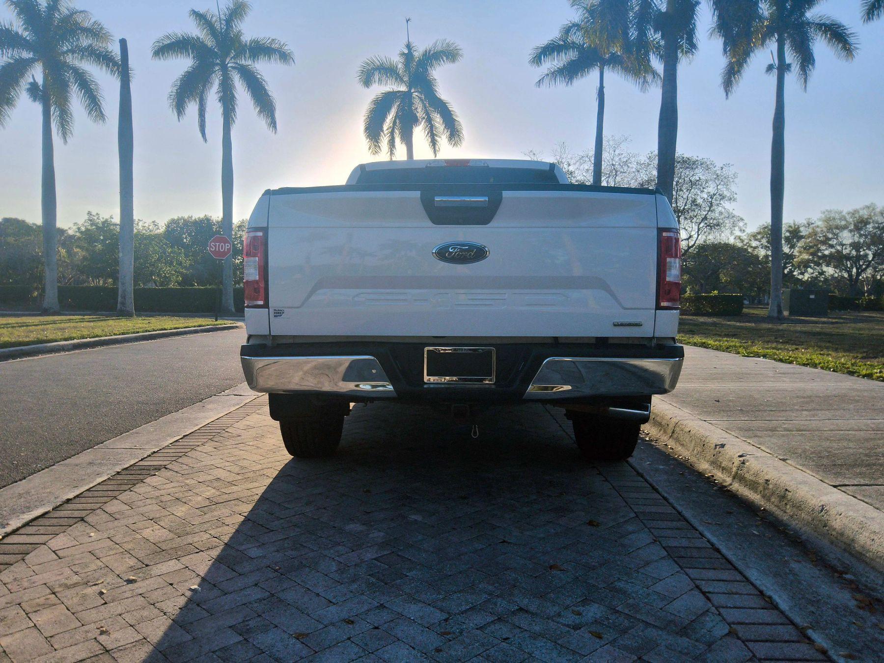 Ford F150 Supercrew Cab - Thumbnail 14