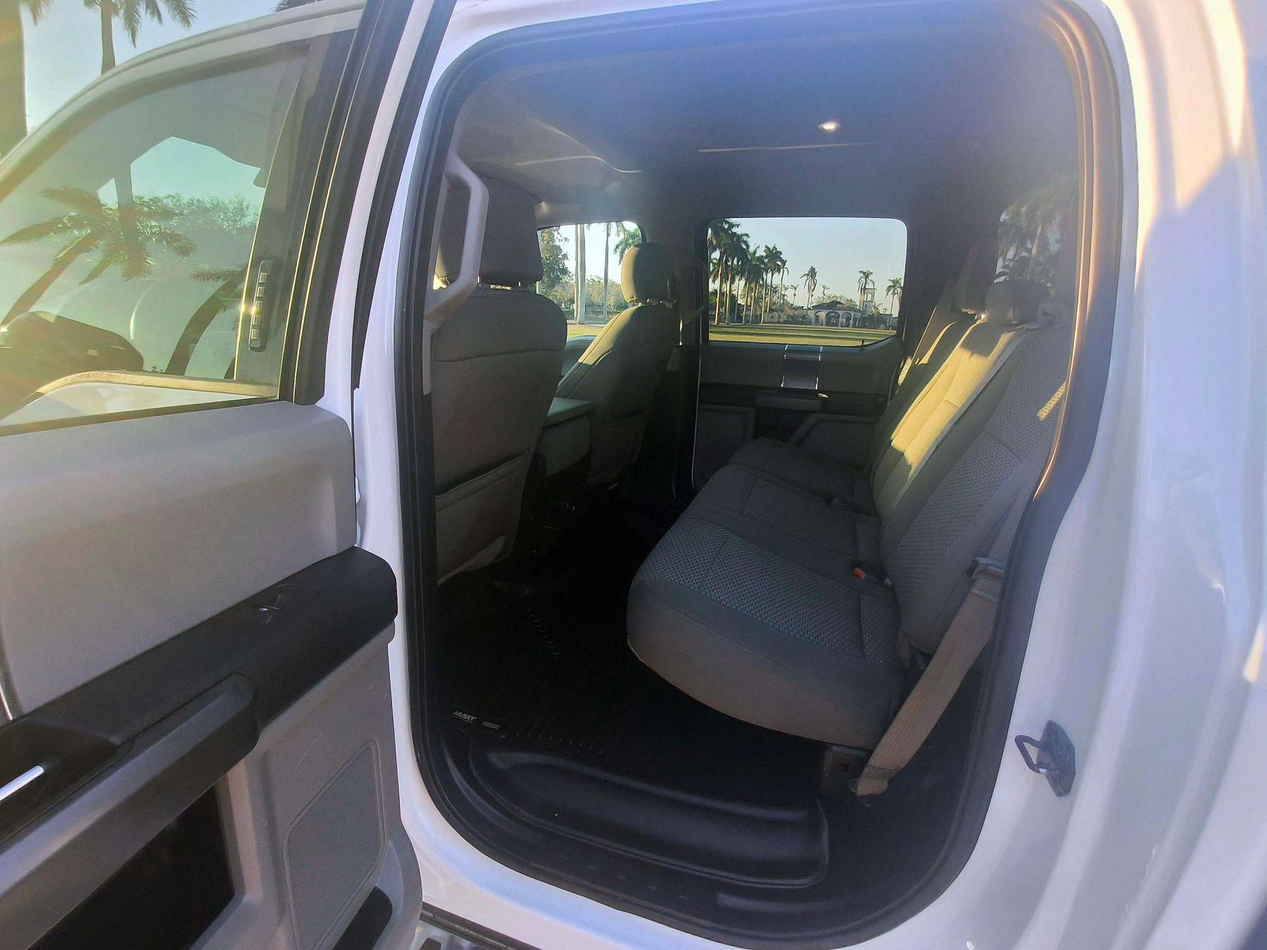 Ford F150 Supercrew Cab - Thumbnail 11