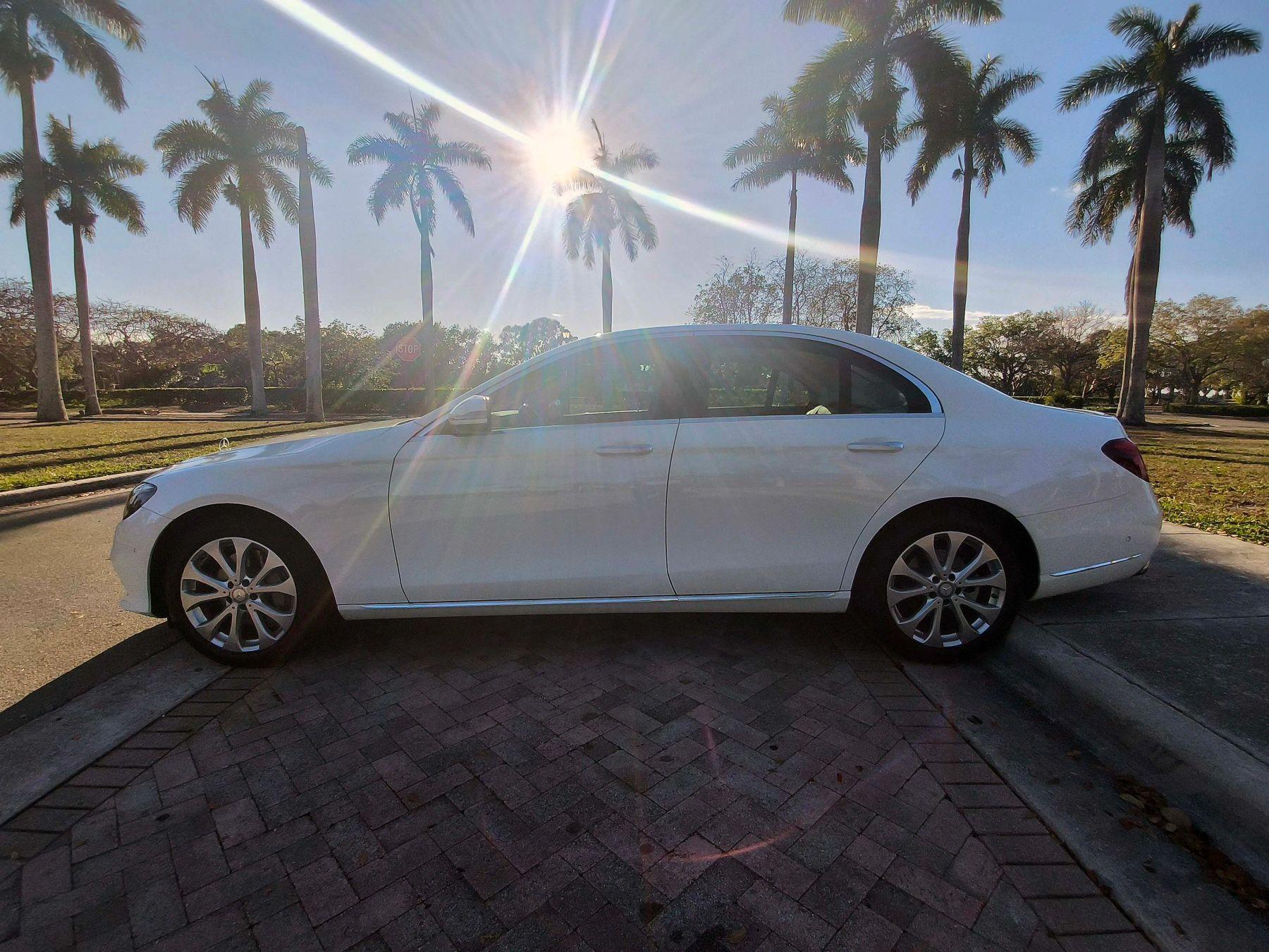 Mercedes-Benz E-Class - Thumbnail 7