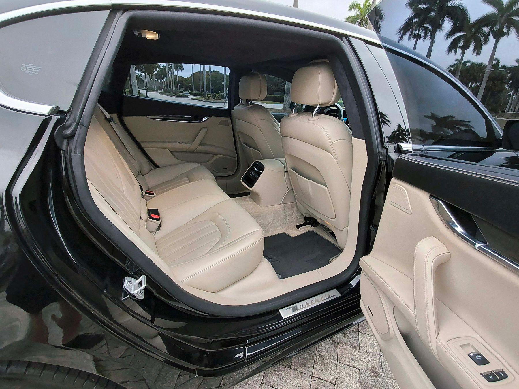 Maserati Quattroporte - Thumbnail 11