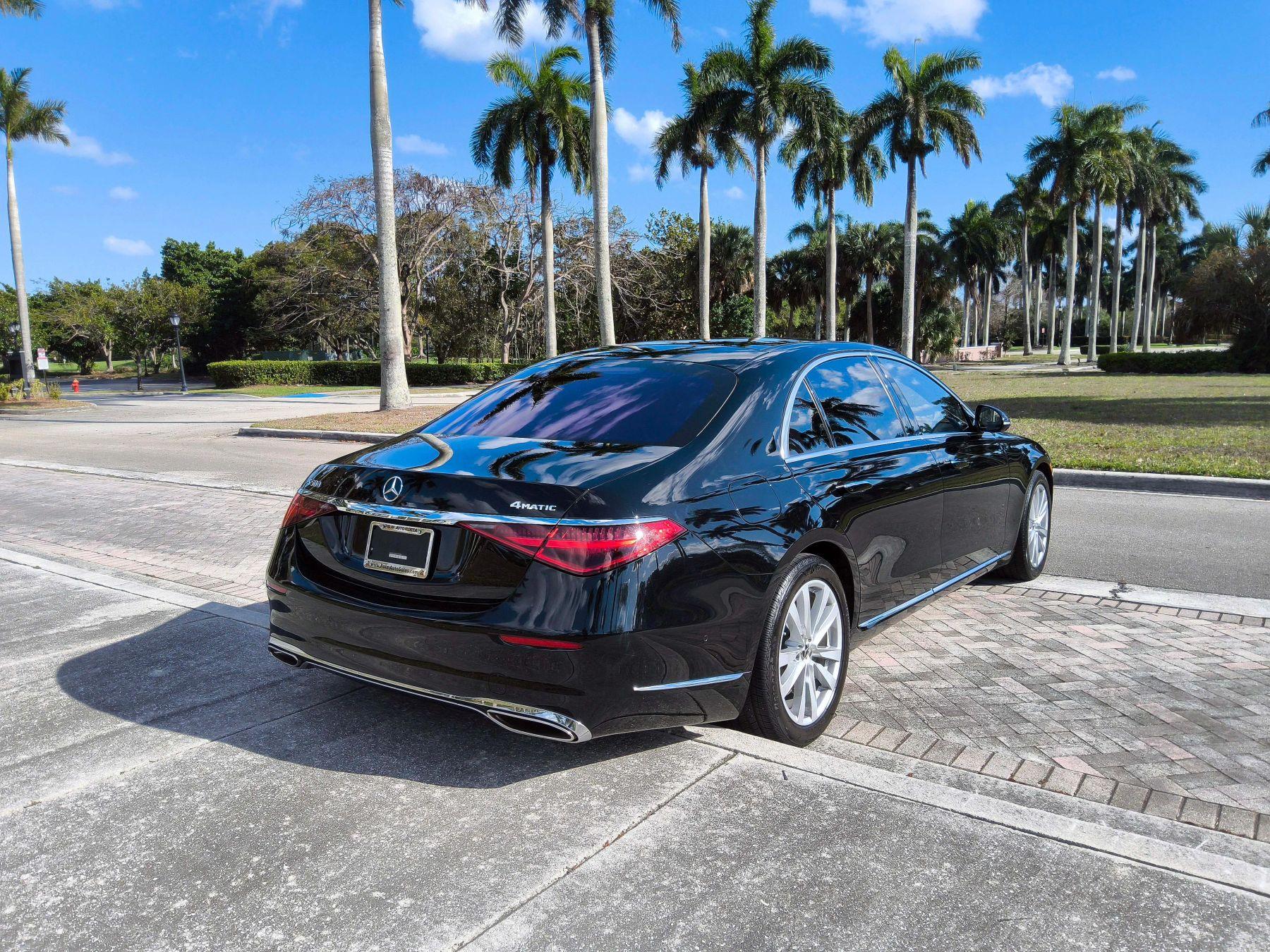 Mercedes-Benz S-Class - Thumbnail 17