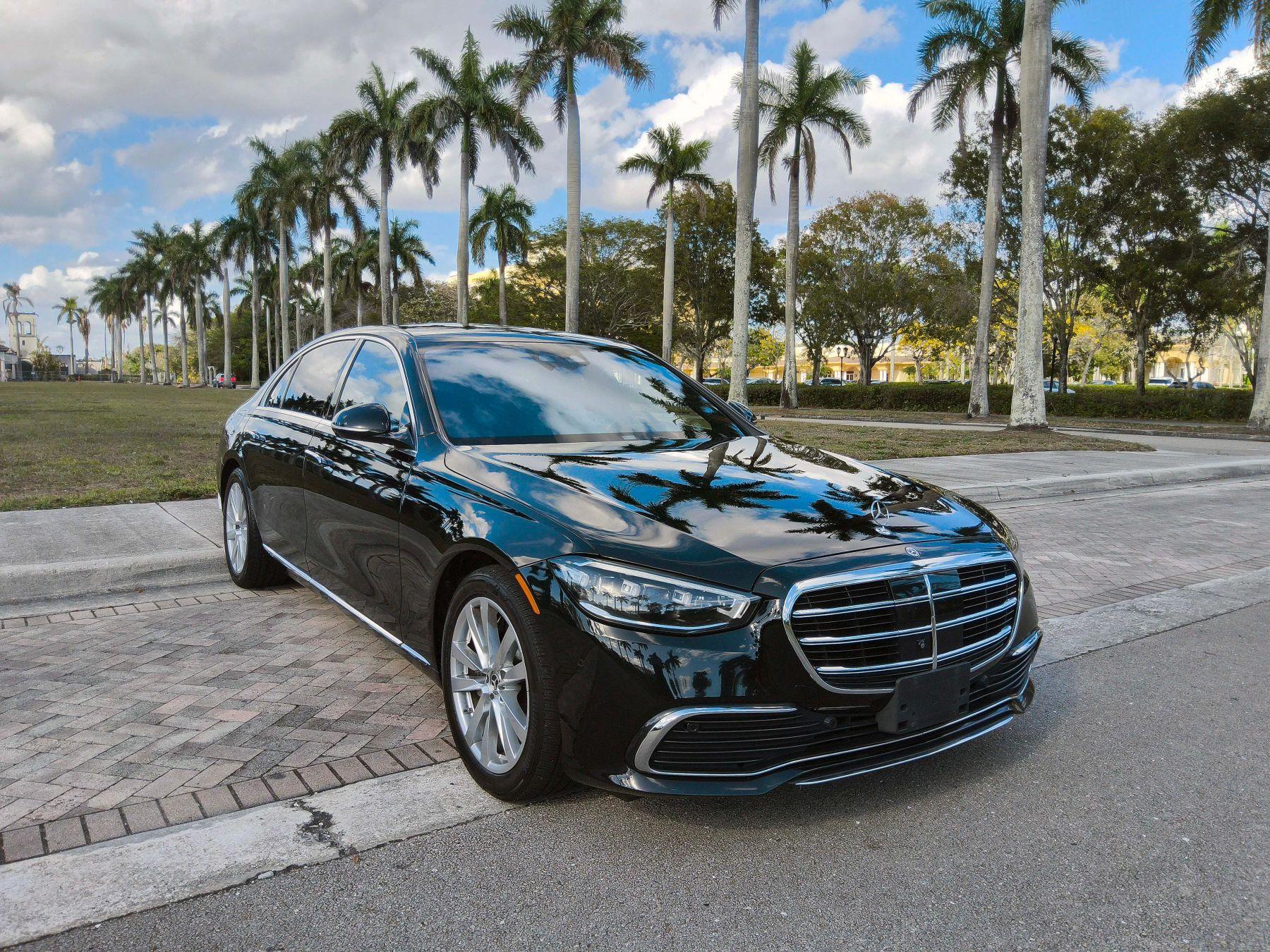 Mercedes-Benz S-Class - View 1