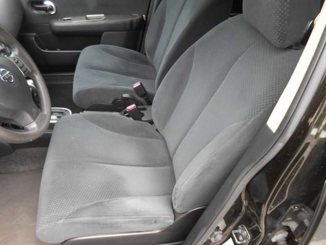 Nissan Versa S | Stock No: 14784 - Thumbnail 13