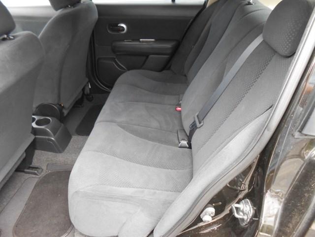 Nissan Versa S | Stock No: 14784 - Thumbnail 15