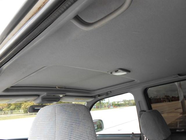 Toyota 4Runner Sr5 | Stock No: 14783 - Thumbnail 14