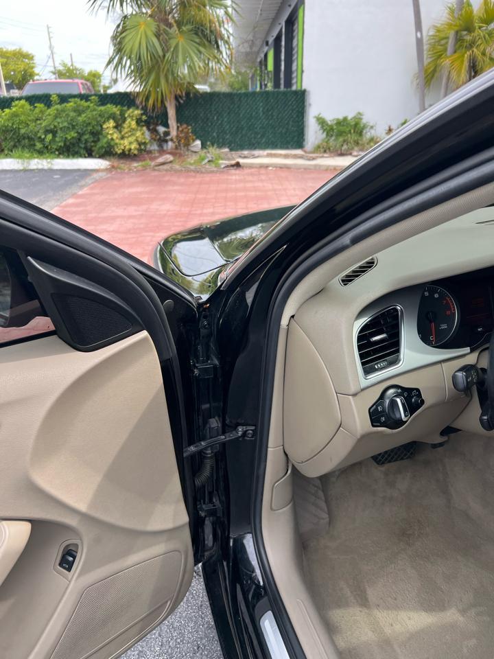 Audi A42.0 T Quattro - Thumbnail 14