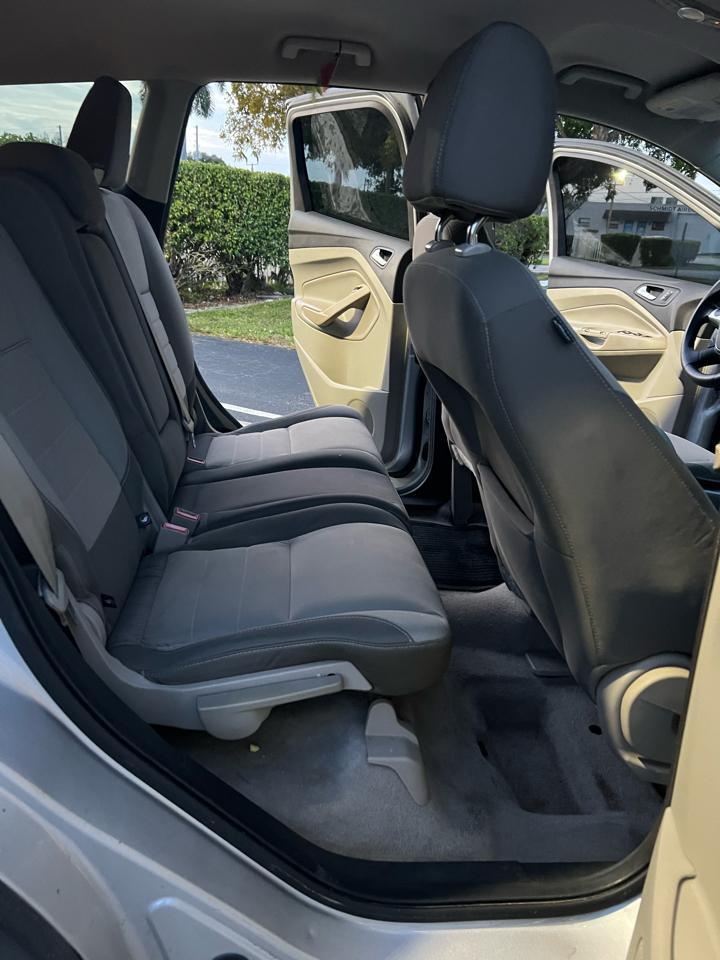 Ford Escape - Thumbnail 19