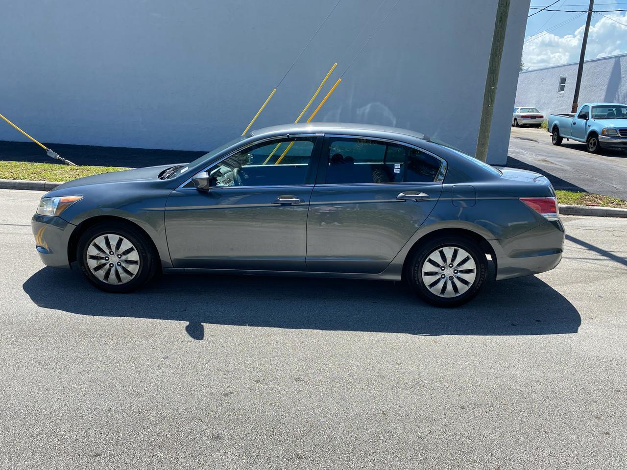 Honda Accord4Dr Sedan Se Auto - Thumbnail 3