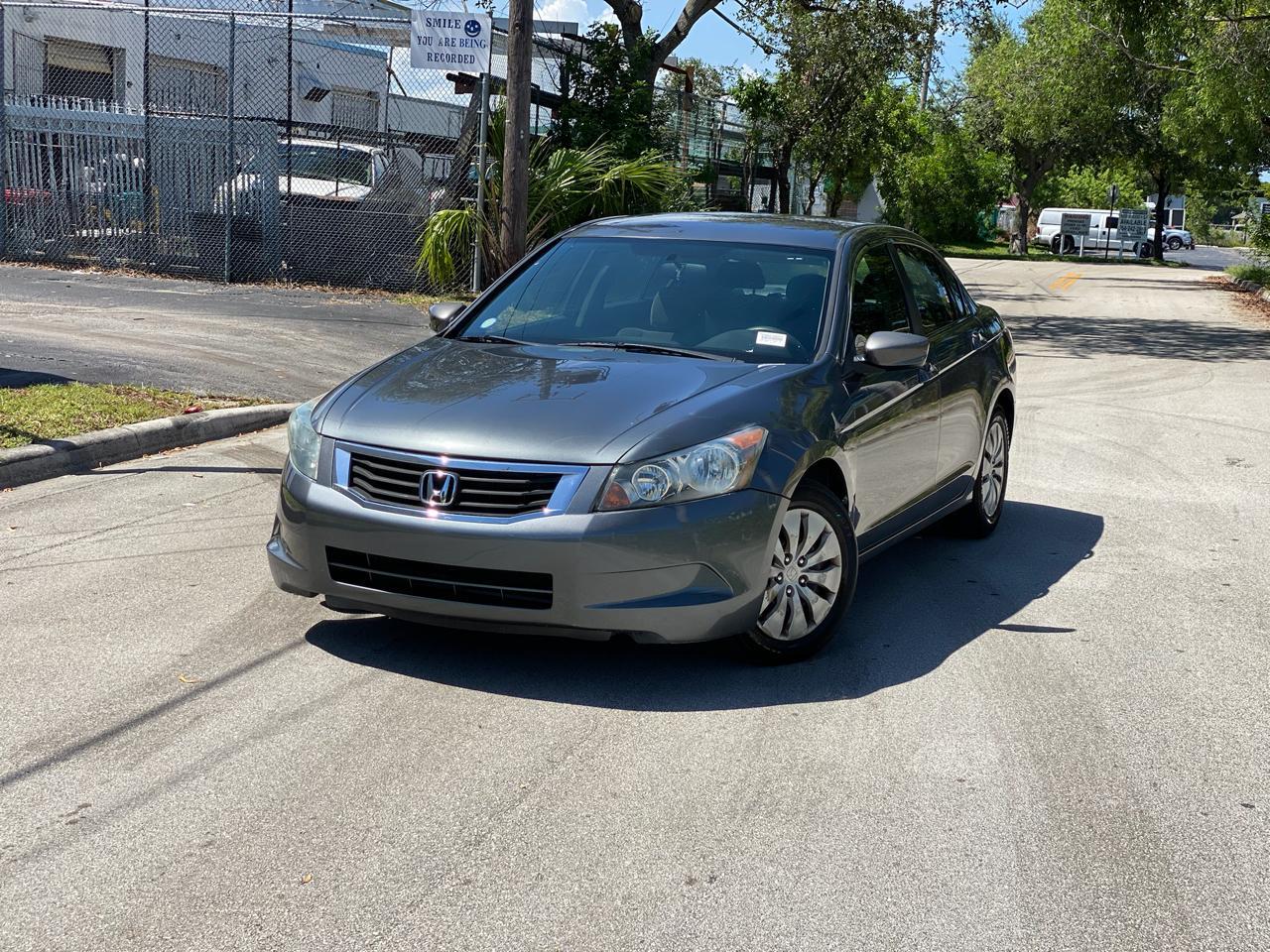 Honda Accord4Dr Sedan Se Auto - Thumbnail 2