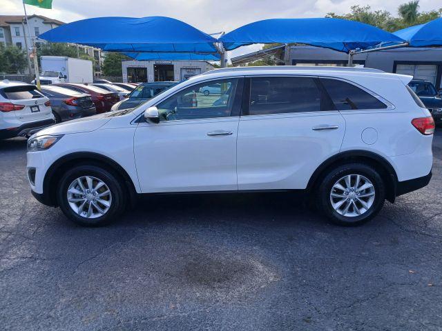 Kia Sorento - Thumbnail 7