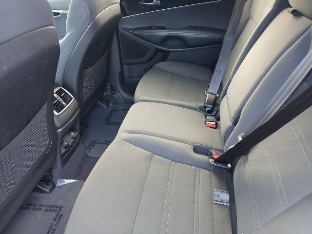 Kia Sorento - Thumbnail 18