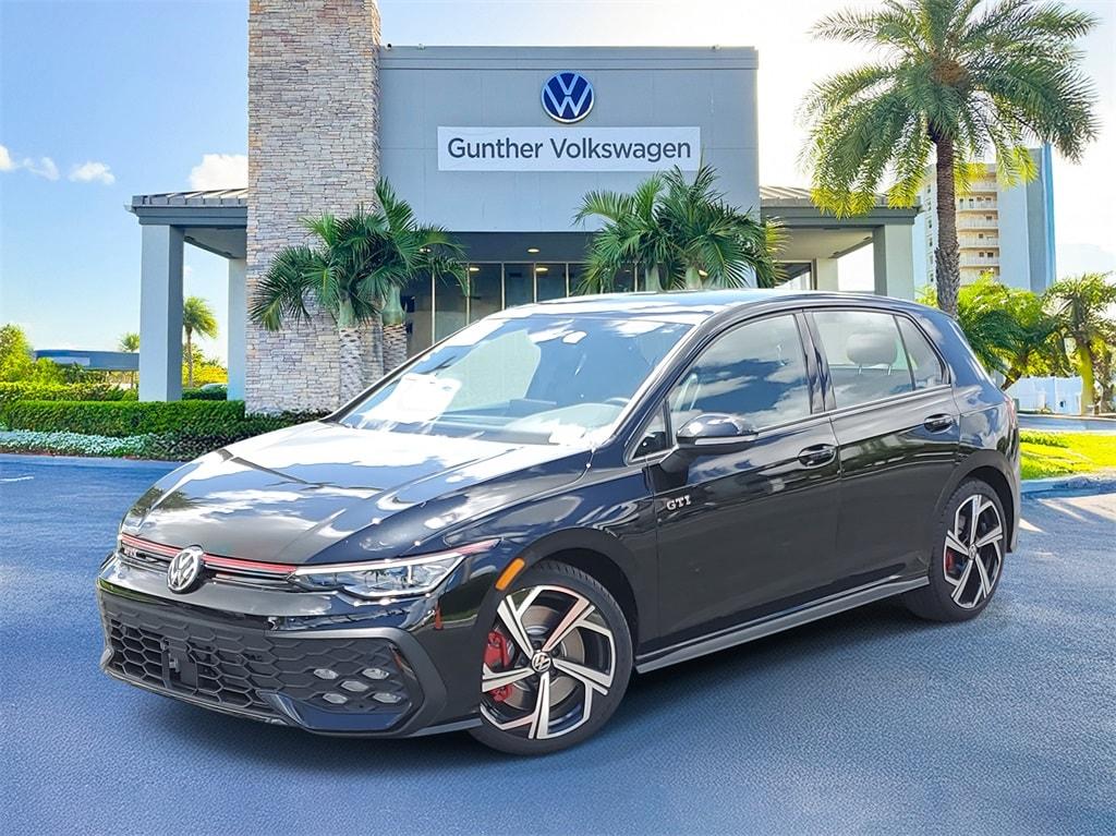 Volkswagen Golf GTI - View 1