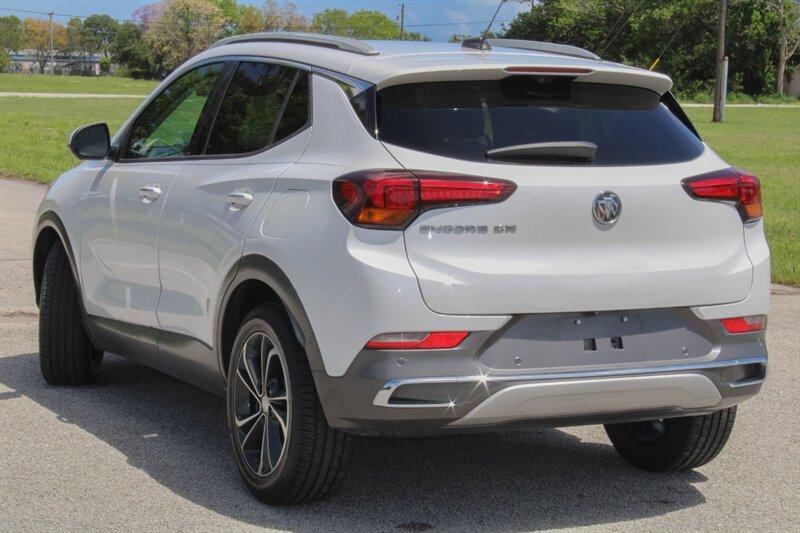 Buick Encore GX Essence - Thumbnail 3