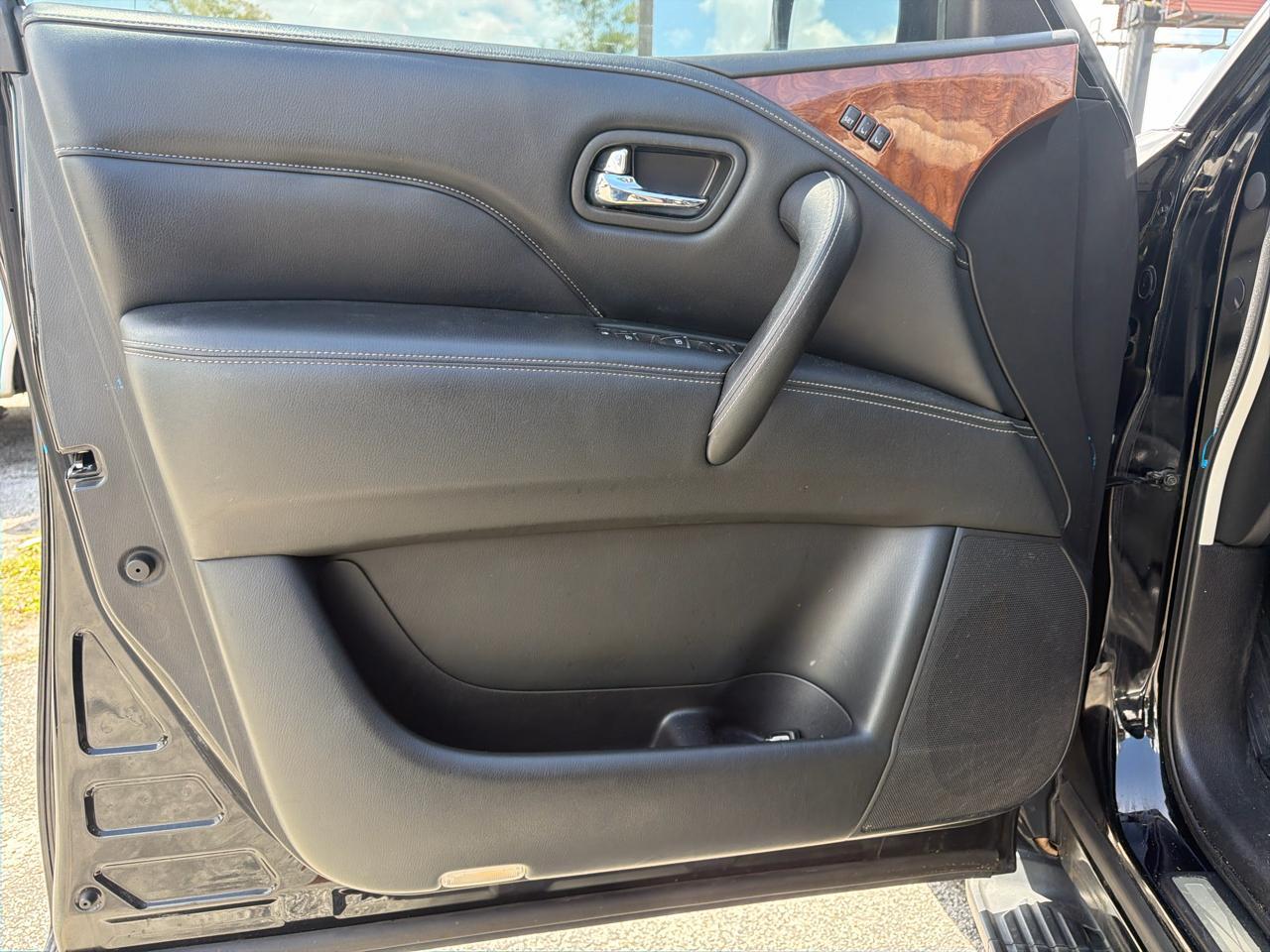 Infiniti Qx80 Luxe - Thumbnail 6